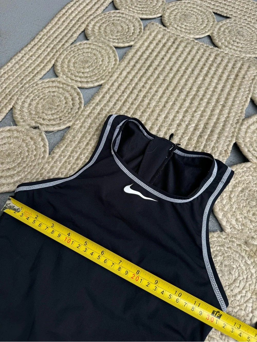Nike Black Contrast Trim Athletic One-Piece Swimsuit Size 32 / S